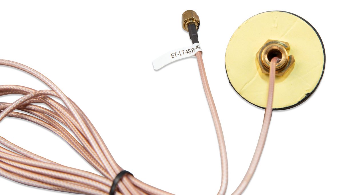 Victron Energy Outdoor LTE-M puck antenna (with 3m cable)